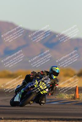 media/Jan-21-2023-CVMA (Sat) [[b9eef8ba1f]]/Race 12 Amateur Supersport Open/